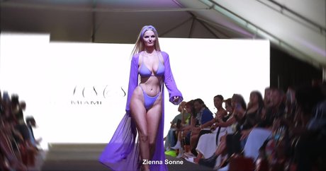 Zienna Sonne onlyfans porn leaks