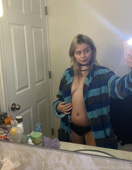 freebaddieebabe onlyfans leaked dirtyship