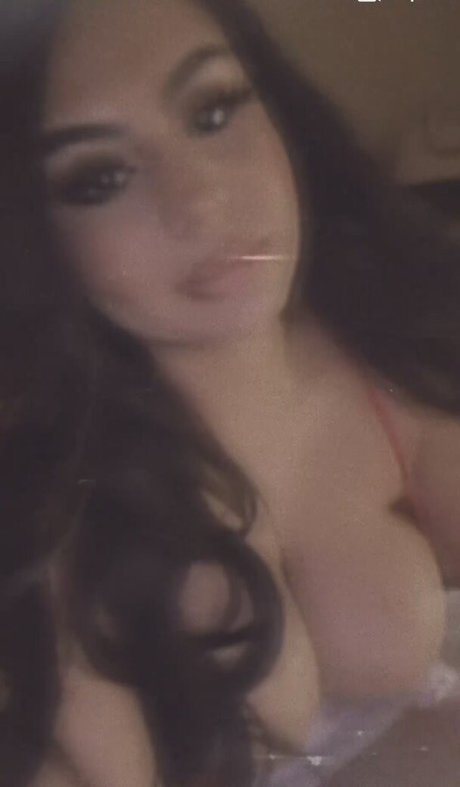 Carolina Corrales onlyfans naked