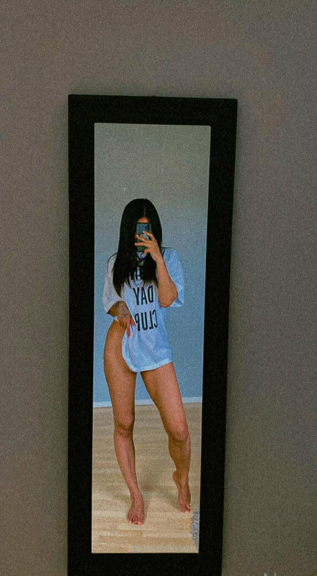 nang uncut onlyfans topless