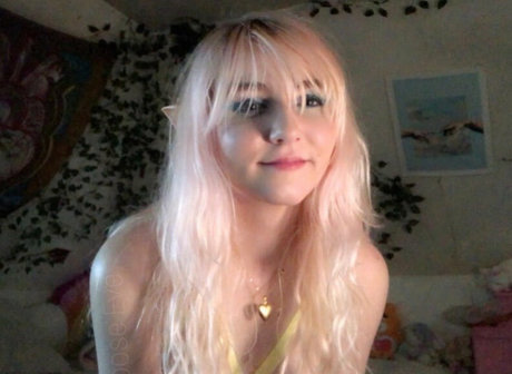 Moose Eve boobs onlyfans