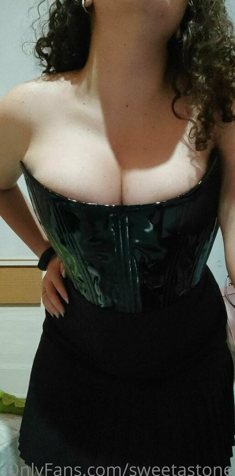 sweetastone onlyfans xx