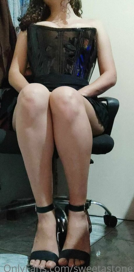 sweetastone onlyfans leaked pics