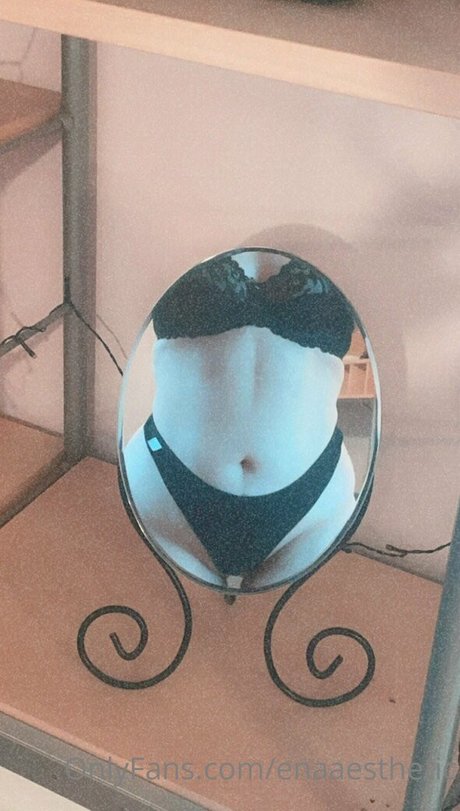 enaaesthetic onlyfans model