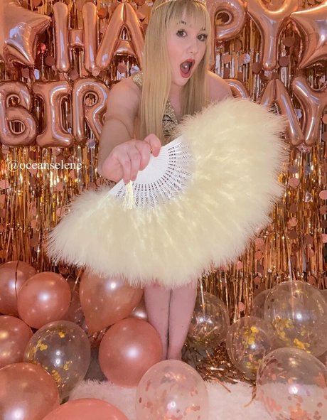 thatkinkything naked on onlyfans