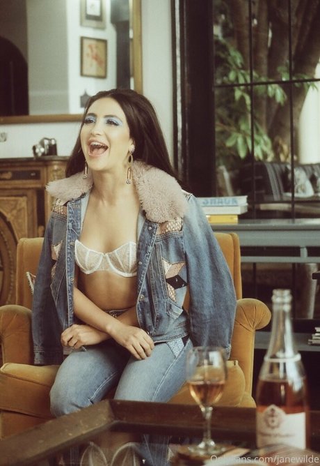 janewilde onlyfans nude pictures