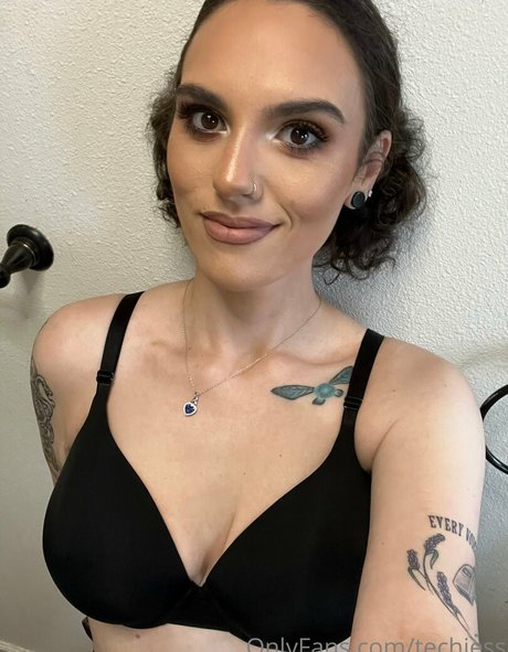 techjess only fans nudes