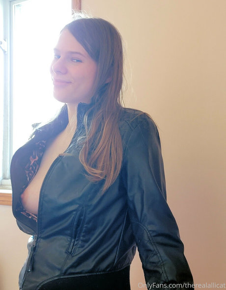 therealallicat porn onlyfans leaks