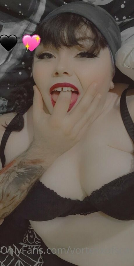 vortexxofscarlett onlyfans naked pics