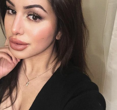 soir ellehcim naked onlyfans leak