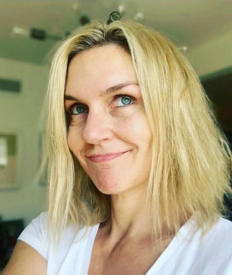 Rhea Seehorn onlyfans sex leaked