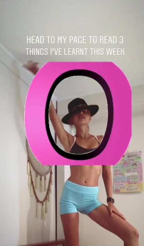 Isabelle Cornish onlyfans xx