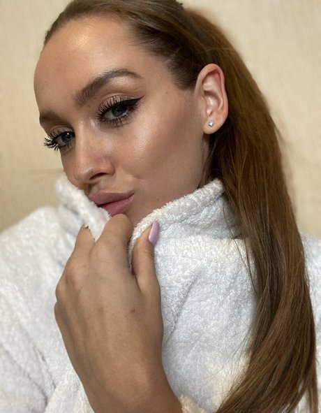 Kristina Sweet onlyfans nude pics