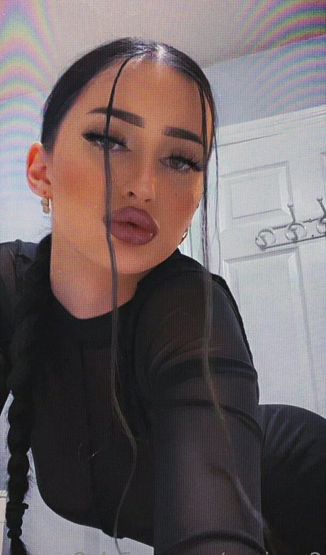 ennienn2 naked leaked onlyfans