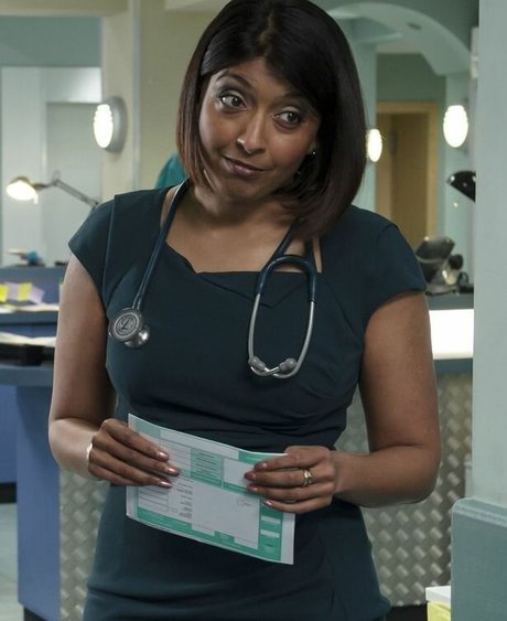 Sunetra Sarker Profile pic