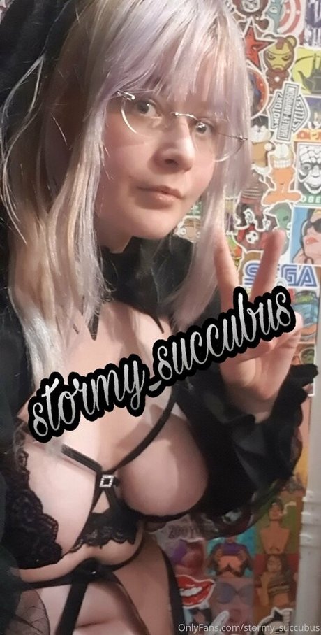 Stormy Succubus onlyfans leajs