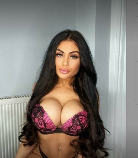 Linsay Streatfield xxx onlyfans