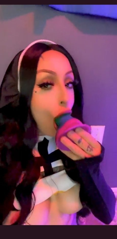 Salem sinner only fans nude