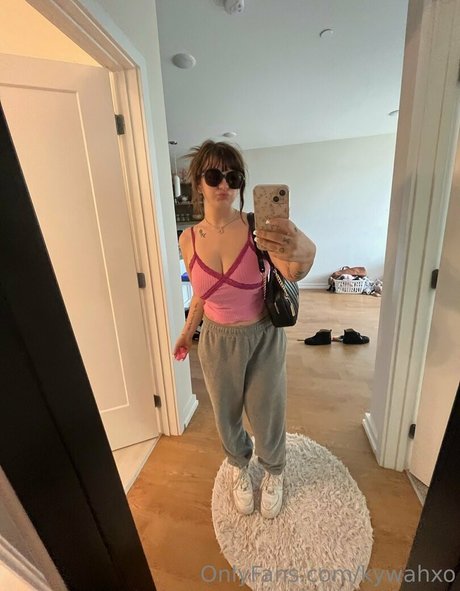 kywahxo onlyfans naked