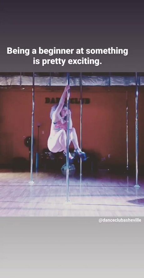 Hallee Hirsh Profile pic