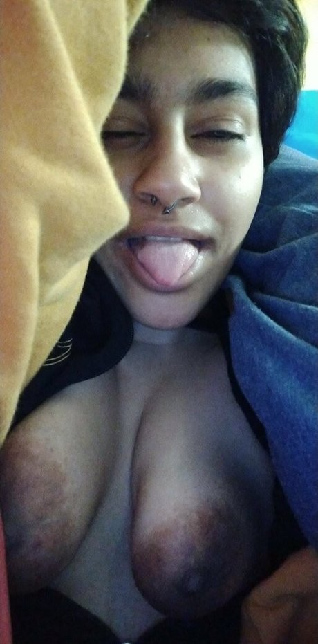 theinvisibleash onlyfans nudes