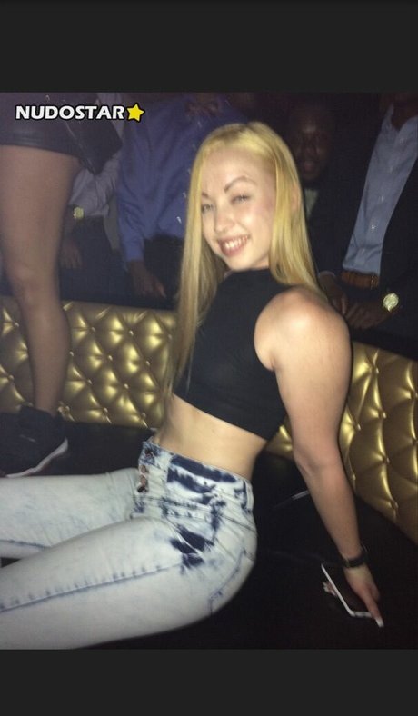 Remi White onlyfans porno