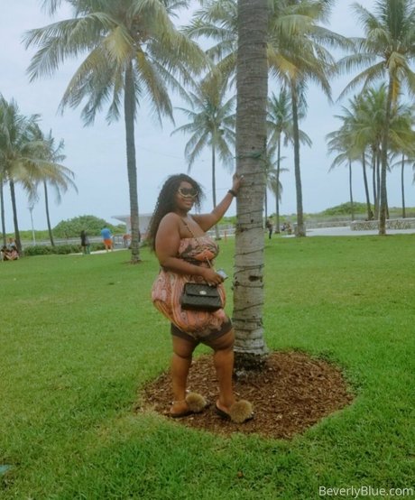 beverlyblue3x onlyfans nude pics