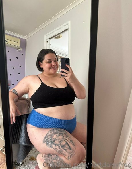 hartdaisyfree only fans pictures