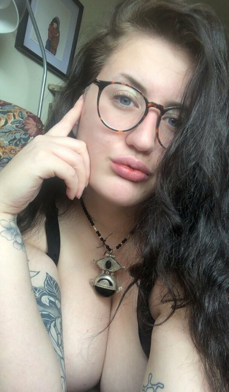 cordeliacharm onlyfans naked