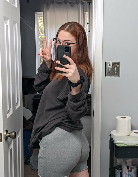 blynneolivia onlyfans naked