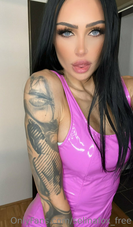 Selina Fox onlyfans naked pics