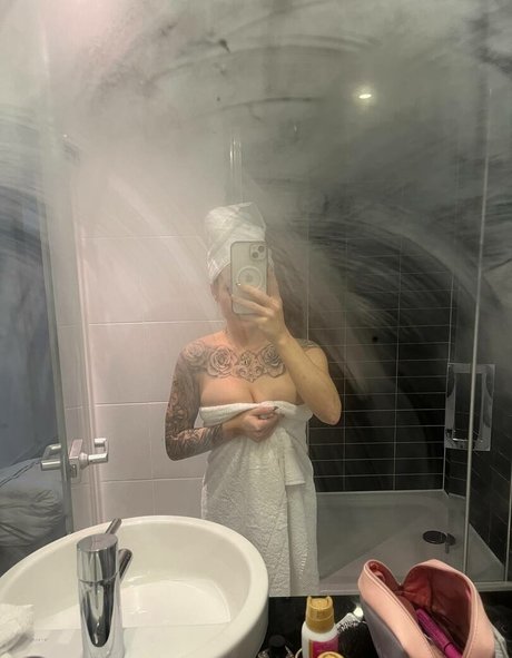 Nurselayla onlyfans leakes