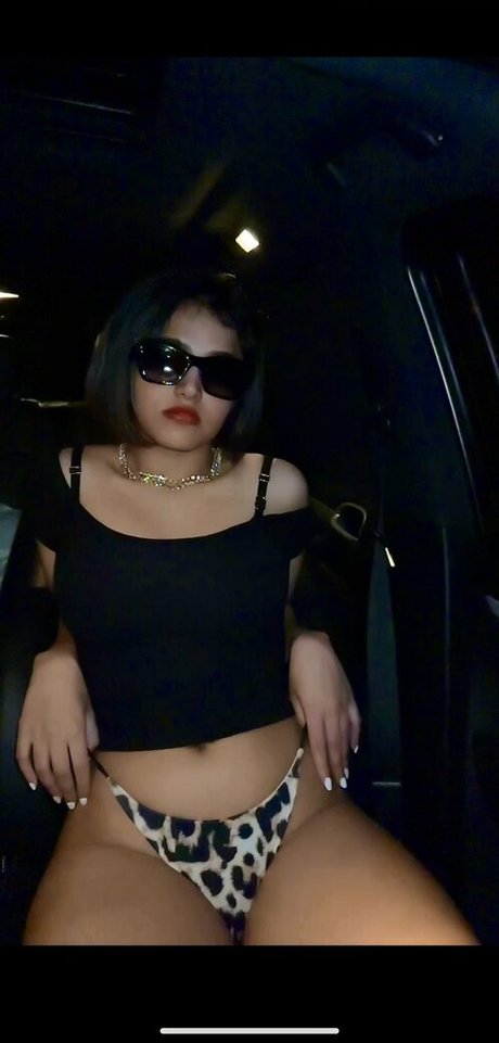 Little Grapefruit onlyfans naked pics