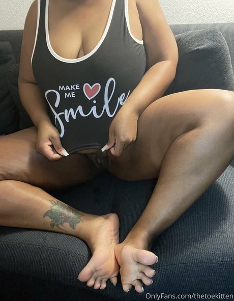 thetoekitten onlyfans naked pics