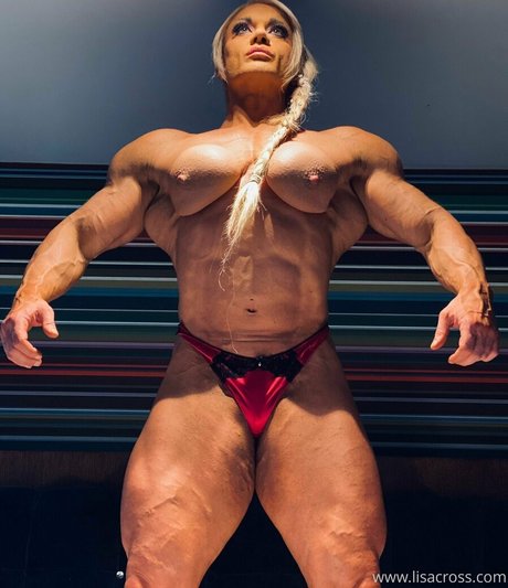 Lisa Cross onlyfans strip tease