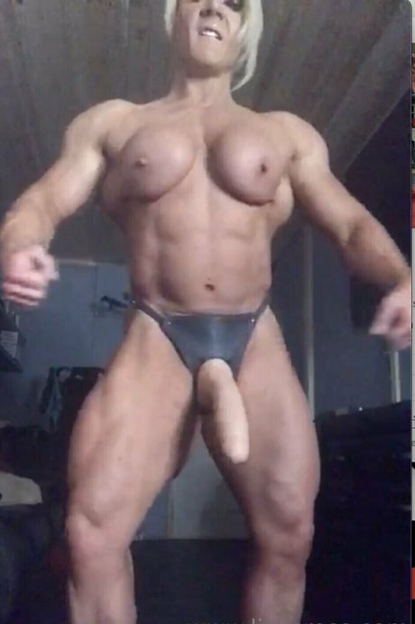 Lisa Cross onlyfans x