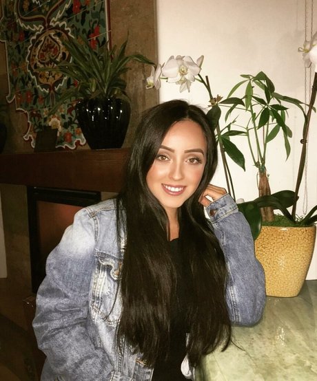 Alissandra Segura onlyfans porn leak