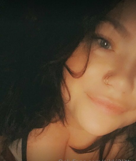 nikki2litty onlyfans tits