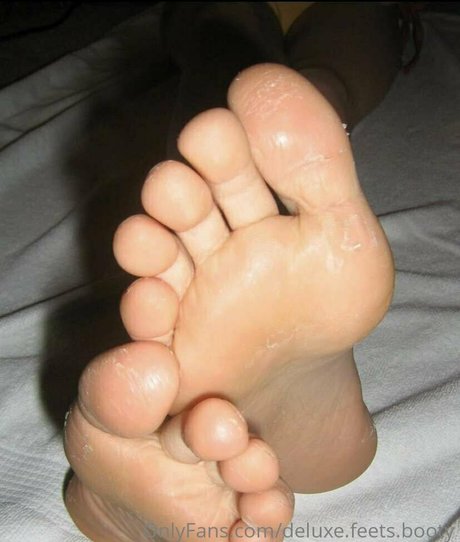 deluxe feets booty naked onlyfans leak