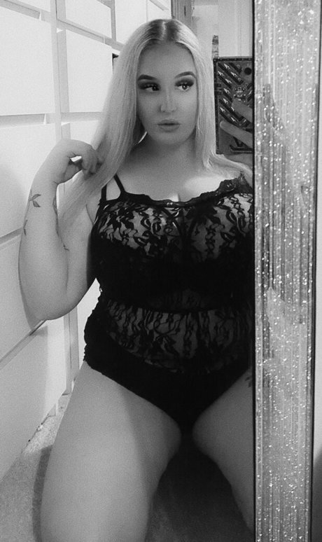 emss x onlyfans leaked photos