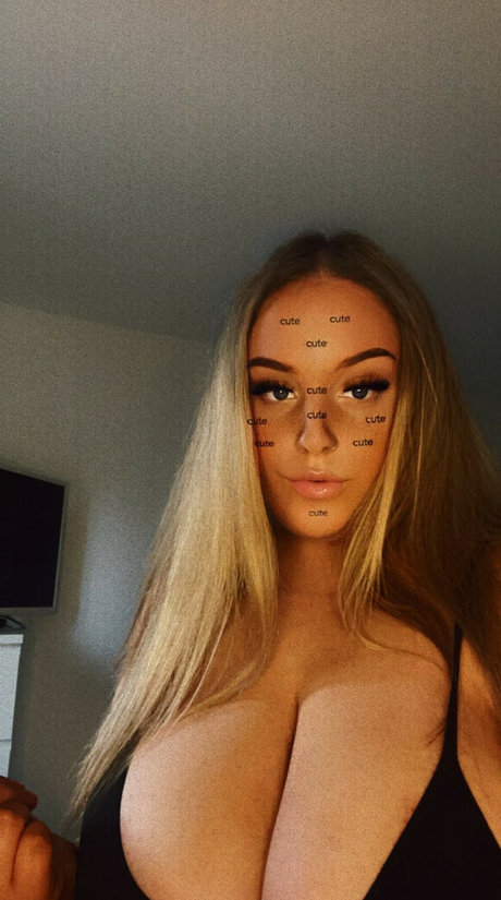 emss x onlyfans naked