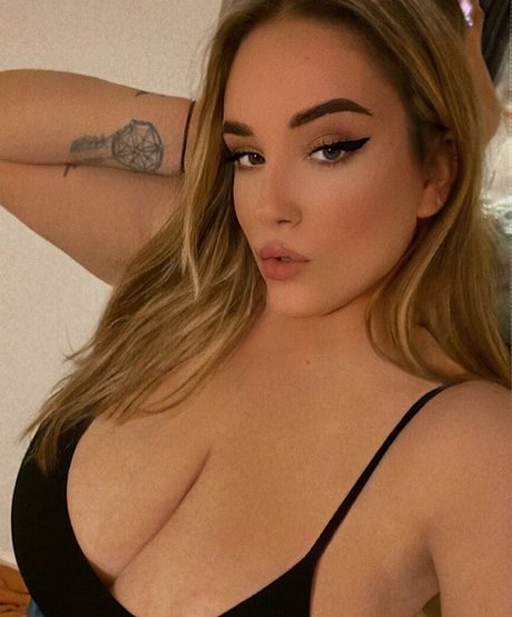 emss x onlyfans explicit content