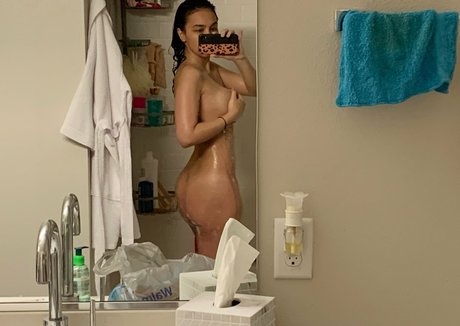 emxlyy onlyfans leaked nudes