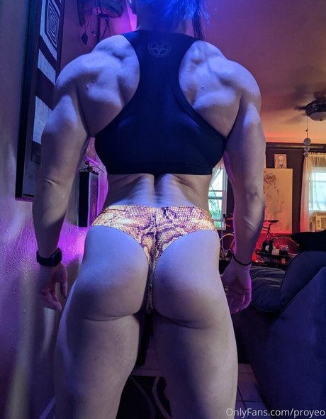 Angela Yeo onlyfans naked pics