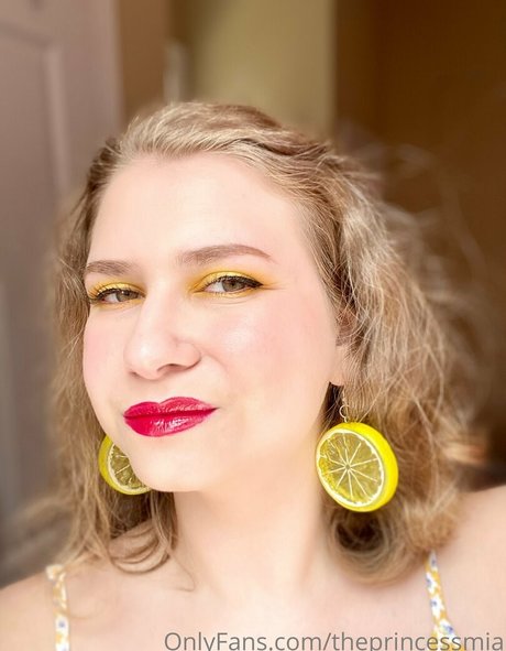 theprincessmia only fans pictures