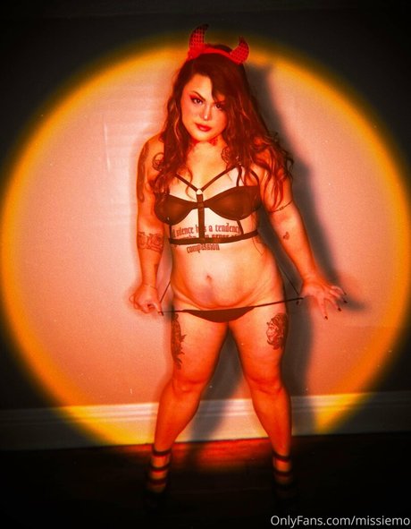 missiemo onlyfans pics