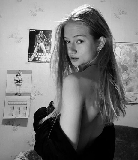 Isobel s Adventures nude only fans leaks