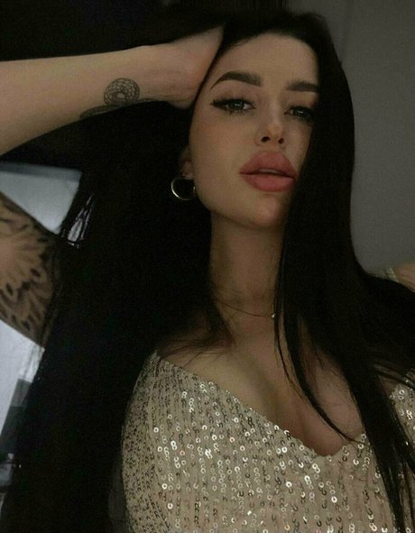 honeyaly onlyfans lesk