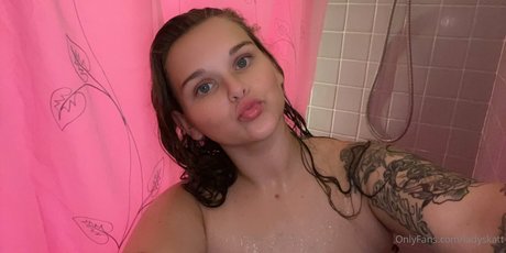 ladyskatt nude only fans leaks