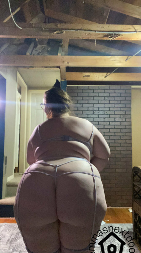 emmasnextdoor onlyfans leak fuck